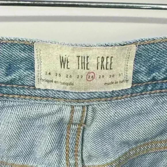 Free People We the Free Straight Button Fly Distressed Ripped Jeans Womens Sz 28 - Picture 3 of 6